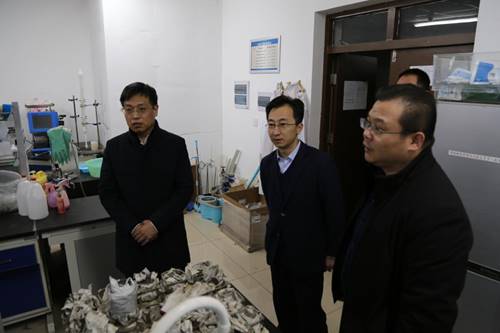 http://www.nuc.edu.cn/__local/E/FE/9A/5F09DF6505B1EE675E40A62323F_4B957B35_F48D.jpg